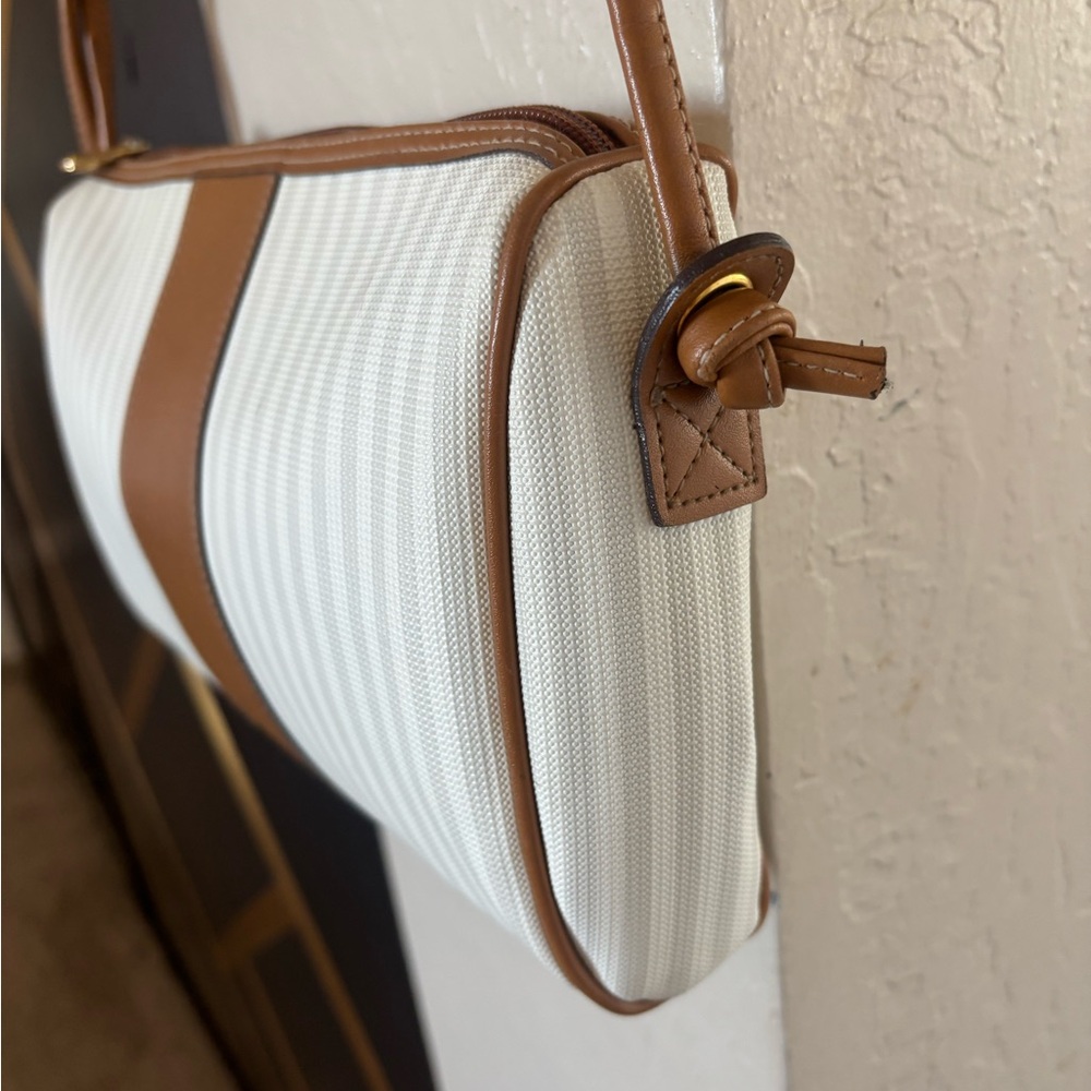 ( Moda Italia) Elegant White and Tan Women's Bag - Picture 5 of 11